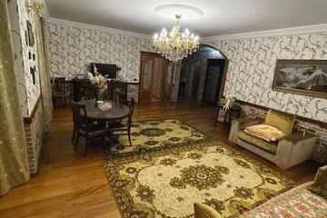 4-к квартира, 154 м², 4/13 эт.