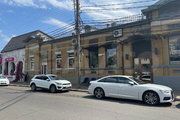 2-к квартира, 55 м², 1/1 эт.