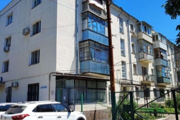 2-к квартира, 46 м², 2/4 эт.