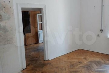 2-к квартира, 53 м², 2/3 эт.