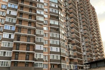 1-к квартира, 46 м², 15/24 эт.
