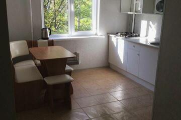 2-к квартира, 50 м², 3/10 эт.