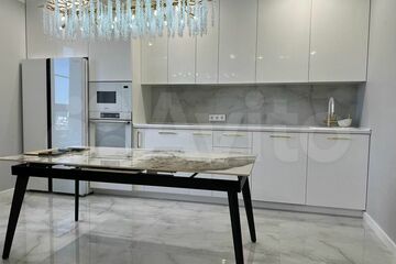 3-к квартира, 82 м², 4/24 эт.