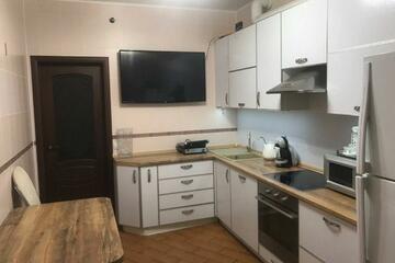 2-к квартира, 54 м², 2/4 эт.