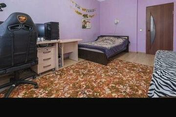 2-к квартира, 58 м², 2/10 эт.