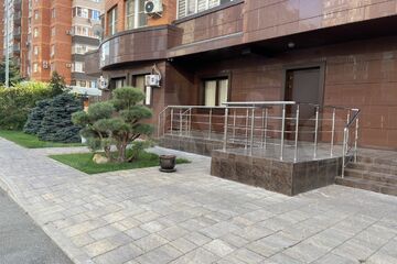 2-к квартира, 80 м², 7/16 эт.