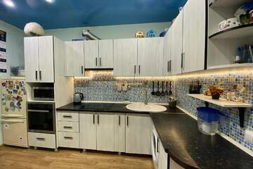 1-к квартира, 40 м², 1/3 эт.