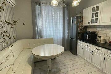 2-к квартира, 65 м², 6/18 эт.