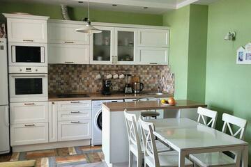 2-к квартира, 69 м², 8/17 эт.