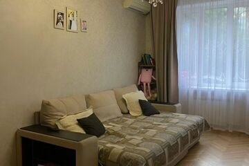 3-к квартира, 73 м², 1/4 эт.