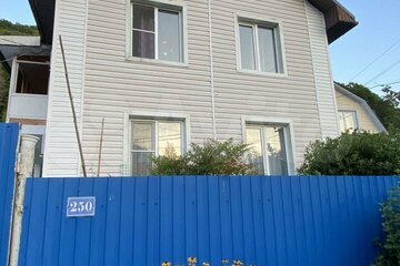 Дом, 100 м², 2 эт.