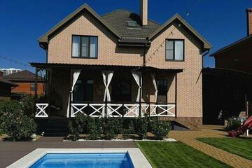 Дом, 218 м², 3 эт.